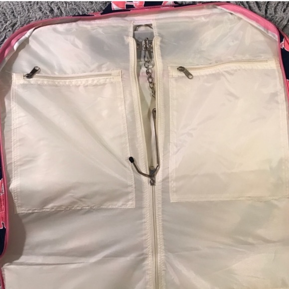 Simply Southern Garmet Bag - Picture 4 of 4